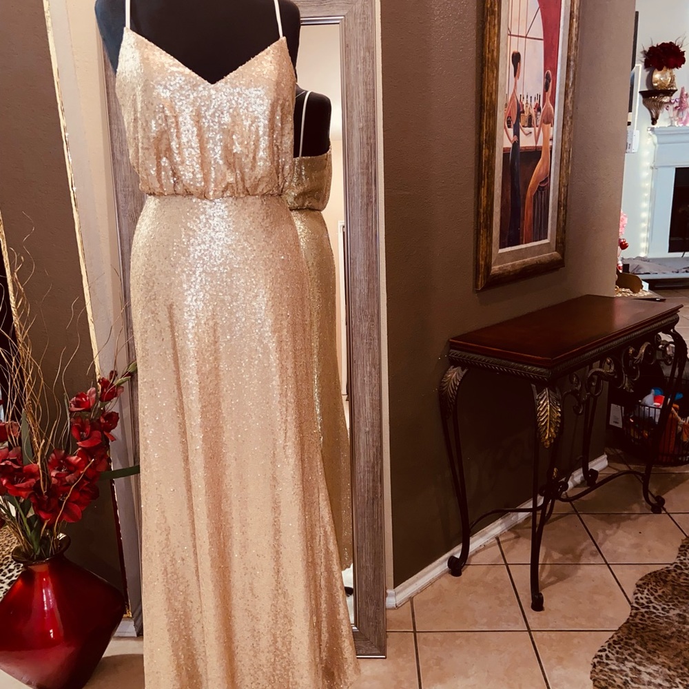 Gold Sequin long formal dress - Picture 8 of 10